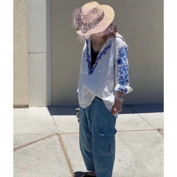 Free people embroidered hoodie XS - Picture 3 of 3